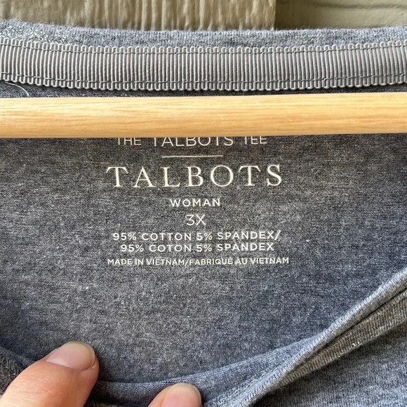 Talbots Tee 3X Gray with Metallic Silver All Over Heart Print. Cotton/Spandex - Picture 2 of 6